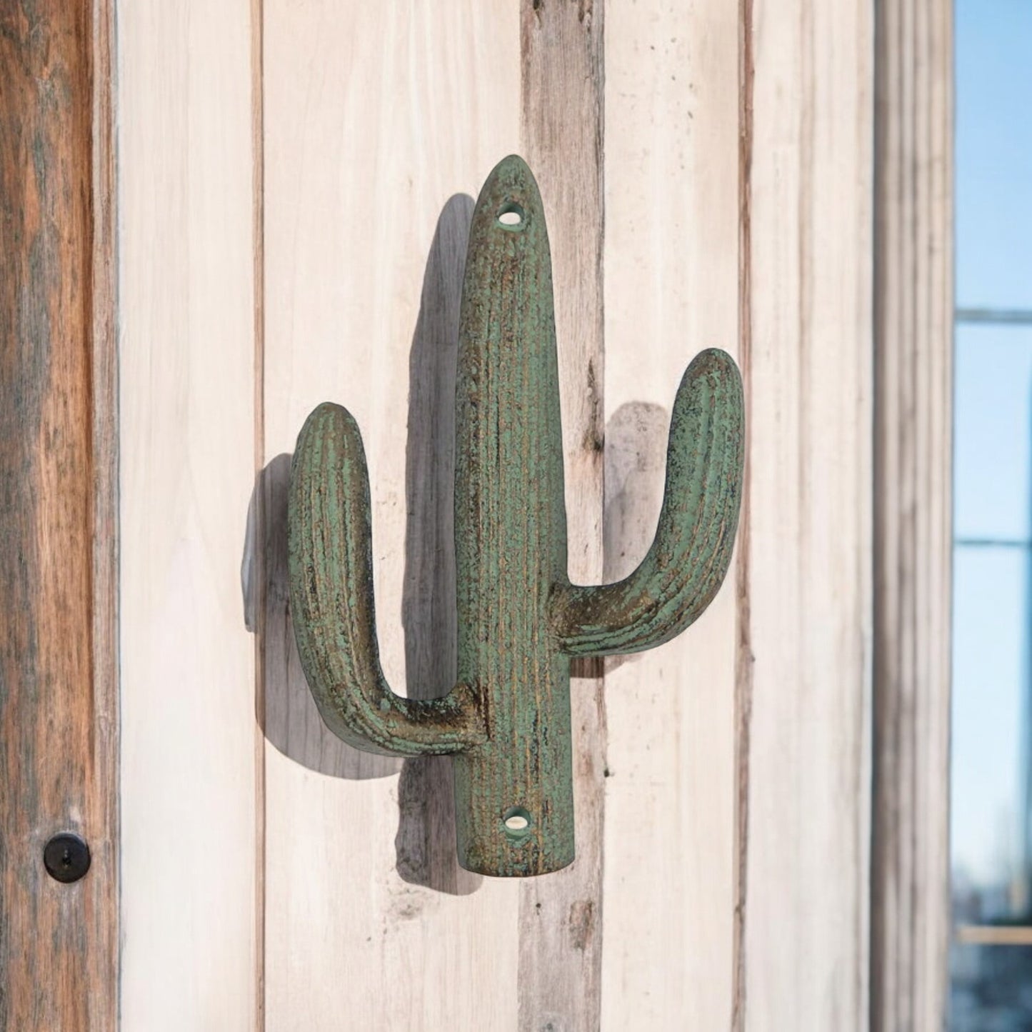 Desert-Inspired Cast Iron Cactus Hook – Southwestern Wall Decor Accent