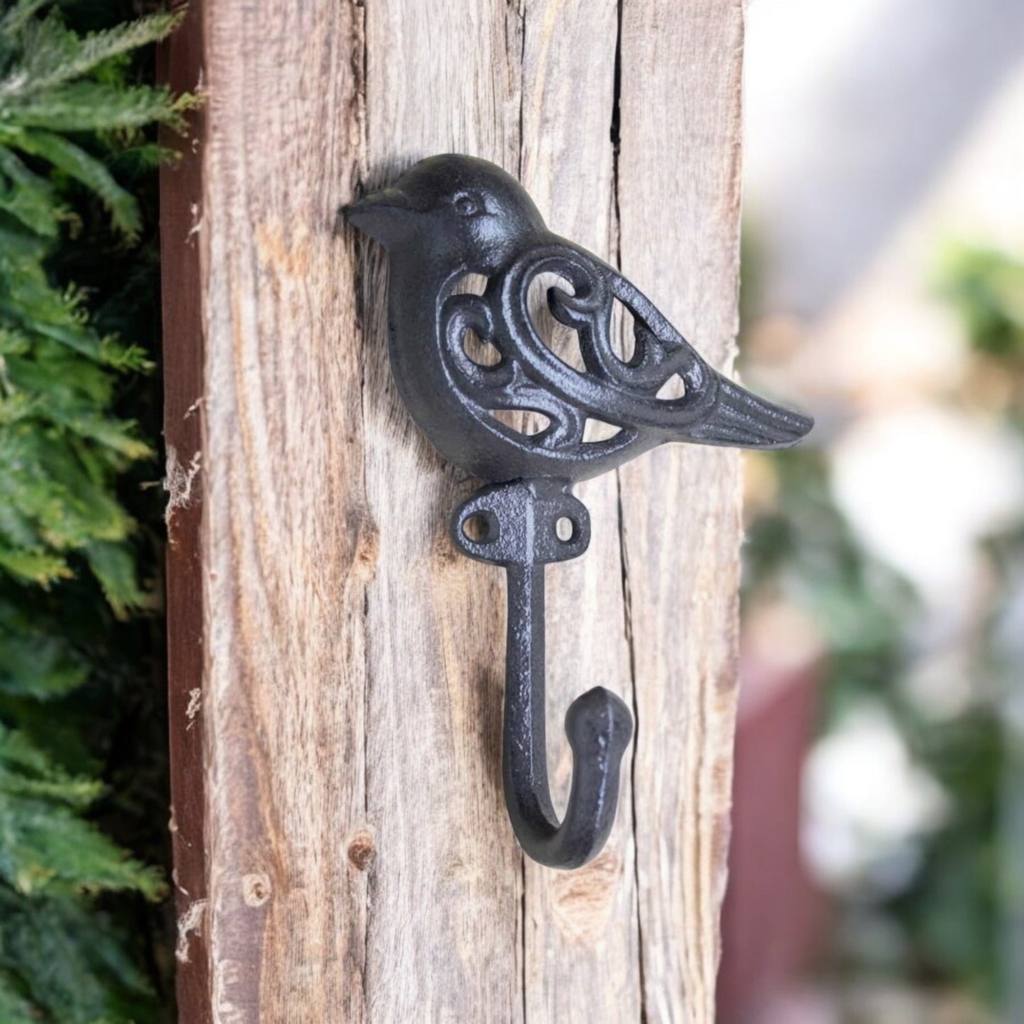 Cast Iron 7-Inch Bird Hook – Nature-Inspired Rustic Wall Accent