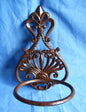 CAST IRON FLEUR-DE-LIS POT HOLDER ST35-6033A